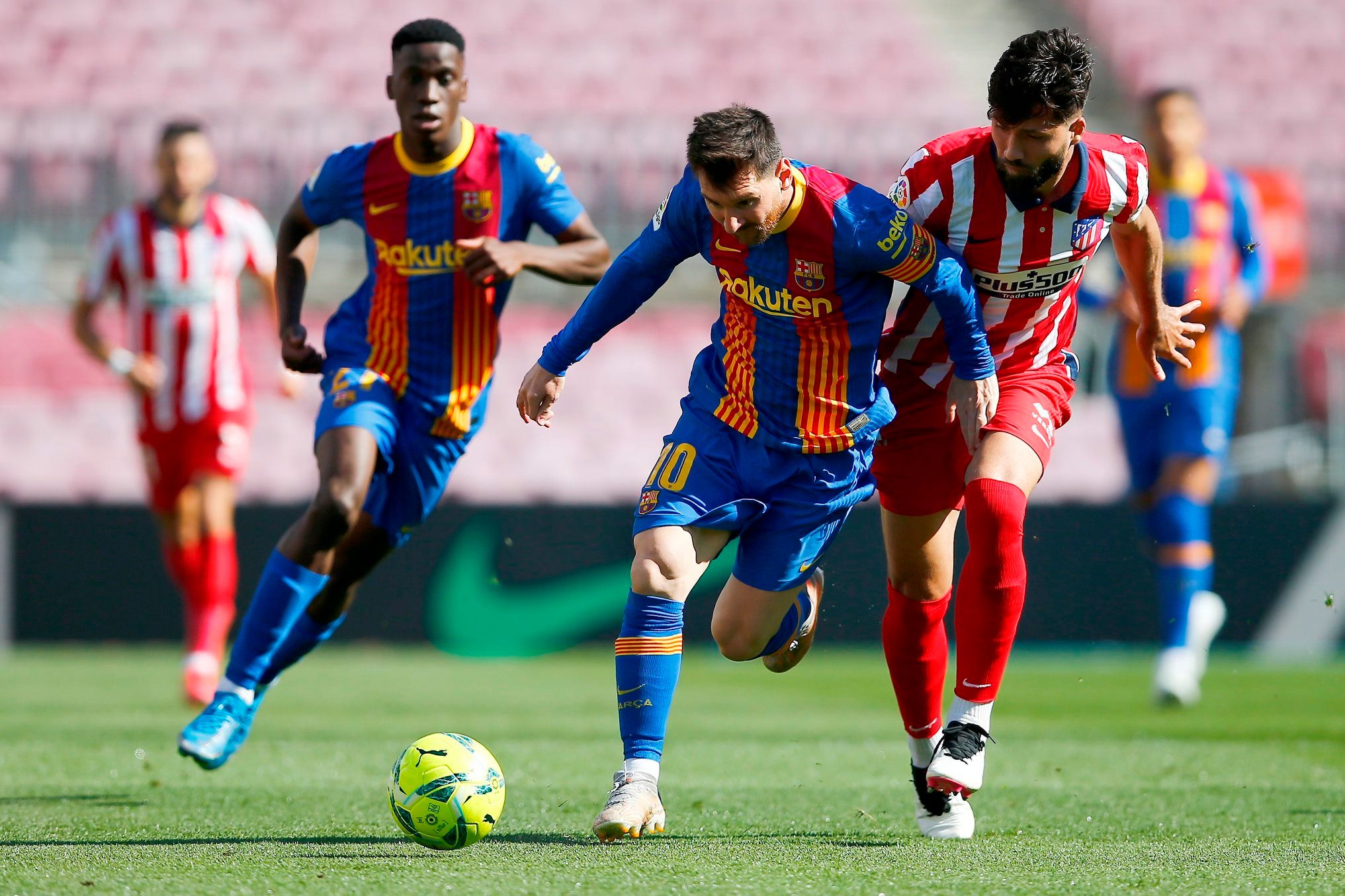 قمة برشلونة وأتلتيكو تنتهي بلا غالب ولا مغلوب.. والريال أمام فرصة ذهبية لانتزاع الصدارة