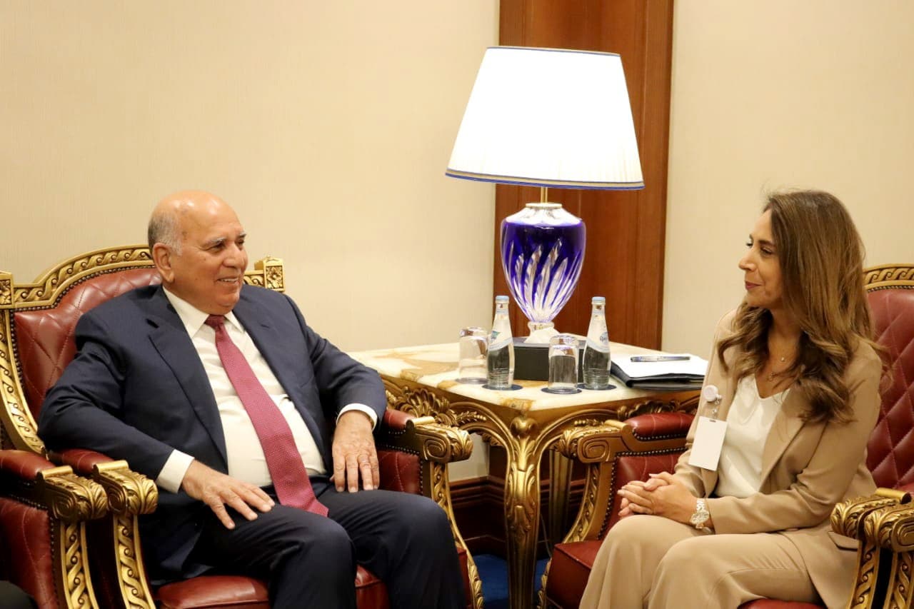 العراق ولبنان يبحثان في القضايا الإقليميّة ذات الاهتمام المشترك والتطورات بالمنطقة