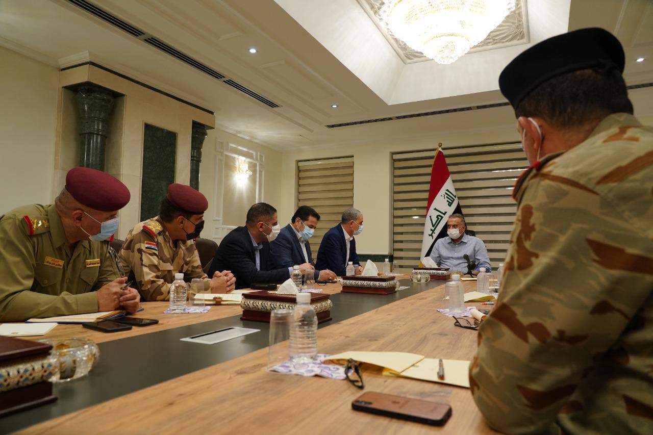 الكاظمي يقرر حجز مسؤولين محليين على خلفية حريق الناصرية