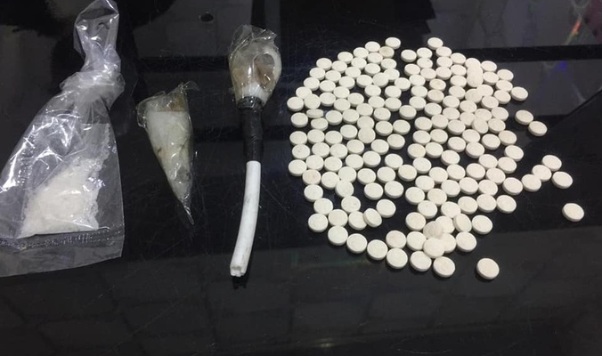 القبض على عدد من المتهمين بتجارة المخدرات في أربع محافظات