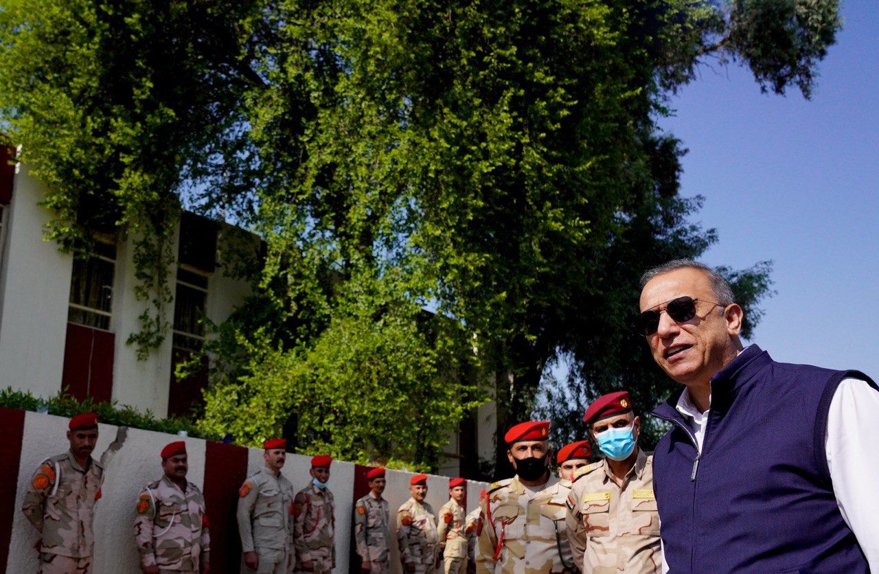 الكاظمي يدلي بأول تصريح حول الاقتراع الخاص