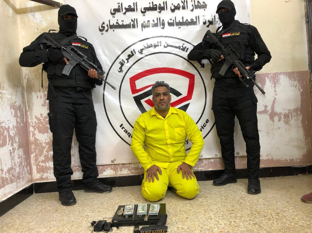 شاهد بالفيديو.. ليلة القبض على المبتز صباح الكناني بالجرم المشهود