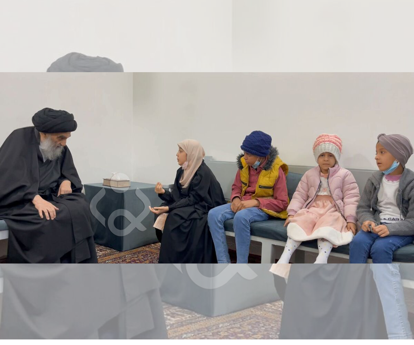 بالصور.. المرجع السيستاني يستقبل اطفال مصابين بالسرطان مع أطبائهم ويشيد بجهود الشيخ عبد المهدي الكربلائي