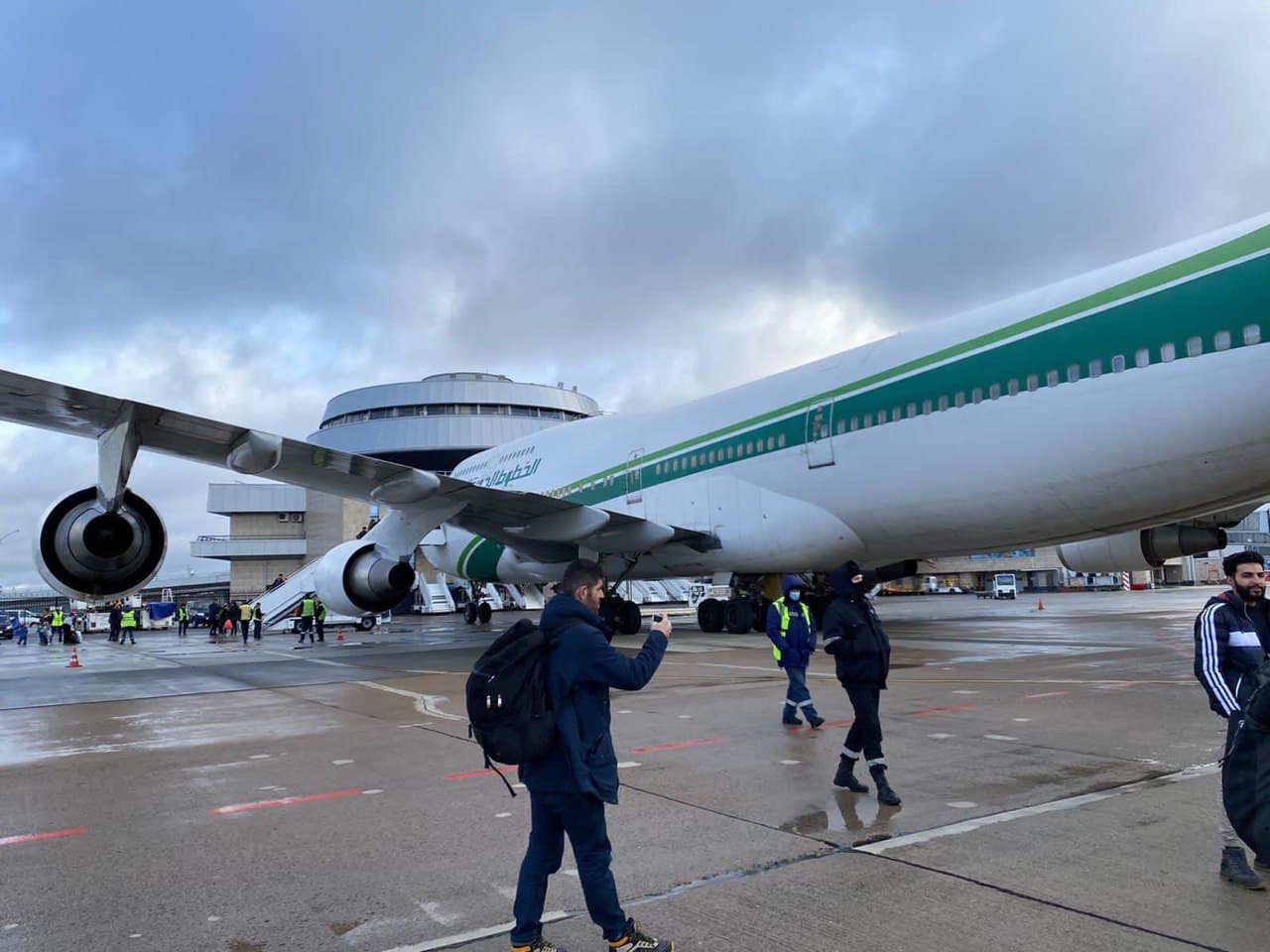 الكشف عن عدد العراقيين العالقين الذين تم إجلائهم من بيلاروسيا (صور)