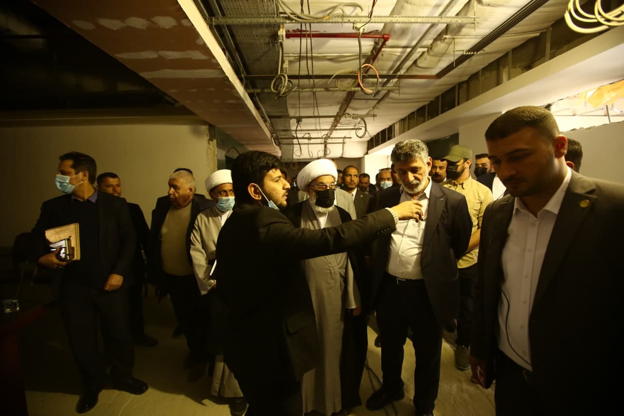 شاهد بالصور.. الشيخ عبد المهدي الكربلائي يتفقد مشاريع خدمية تنجزها العتبة الحسينية في البصرة