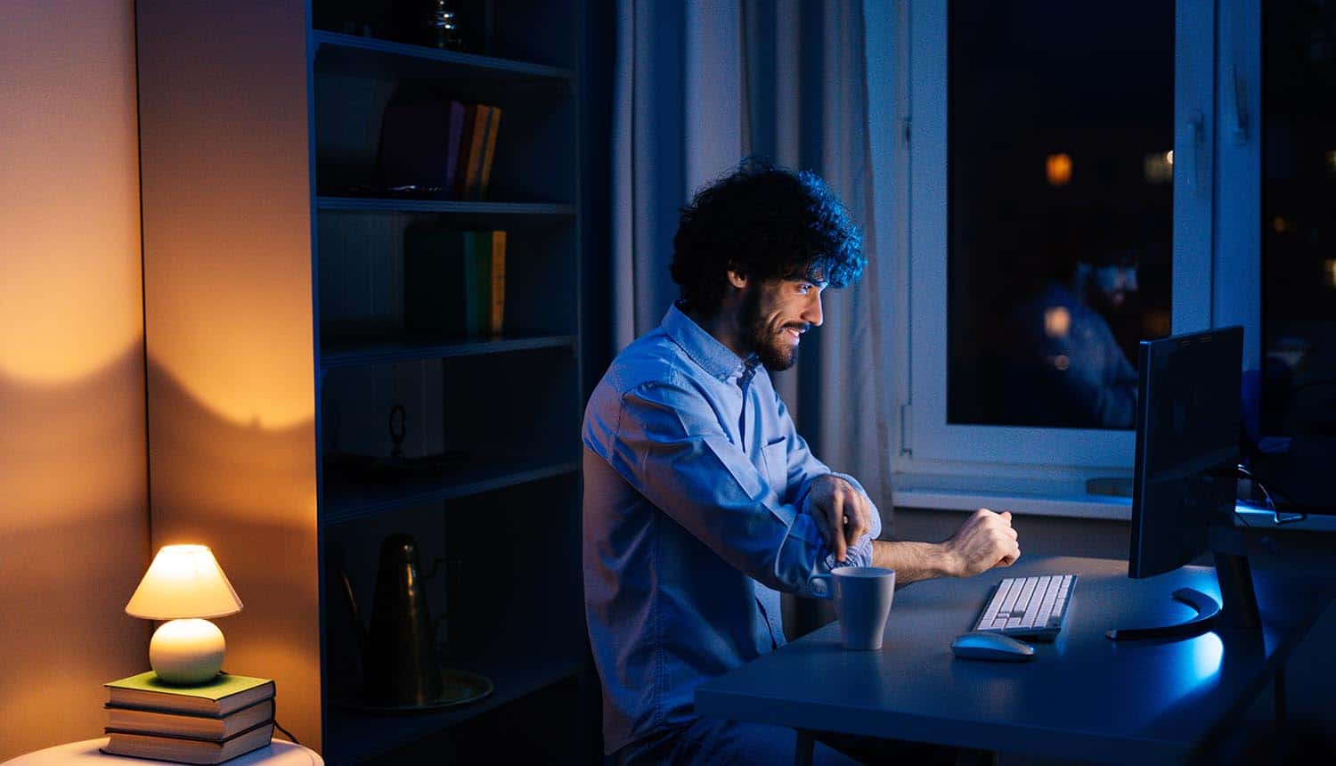 كيف نتجنب ضعف البصر عند العمل على الكمبيوتر ؟