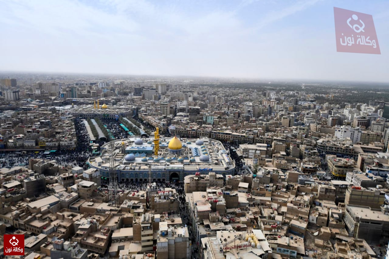 شاهد من الجو.. توافد الزائرين الى كربلاء لزيارة النصف من شعبان
