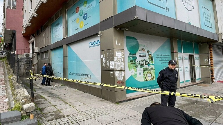 انفجار عبوة ناسفة في اسطنبول (صور)