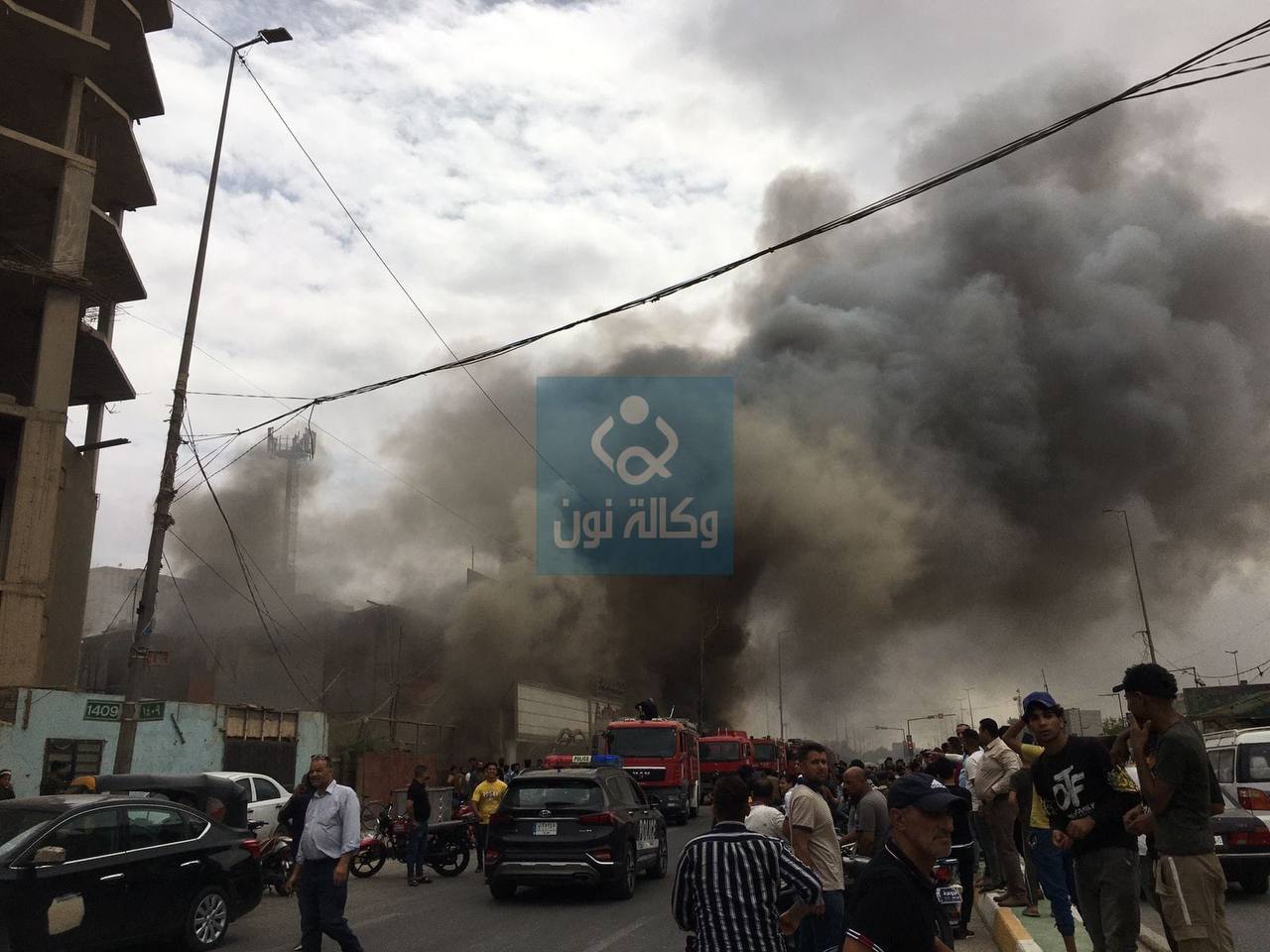 حريق كبير بالقرب من اكبر مستودعات البنزين وسط كربلاء (فيديو)