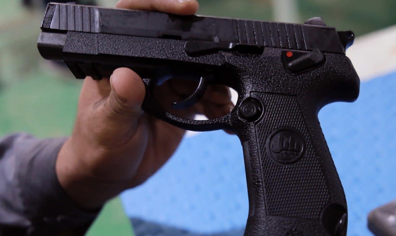 "العراق يصنع أسلحته بنفسه".. الشروع بإنتاج "بندقية الرافدين" بعد "مسدس بابل"