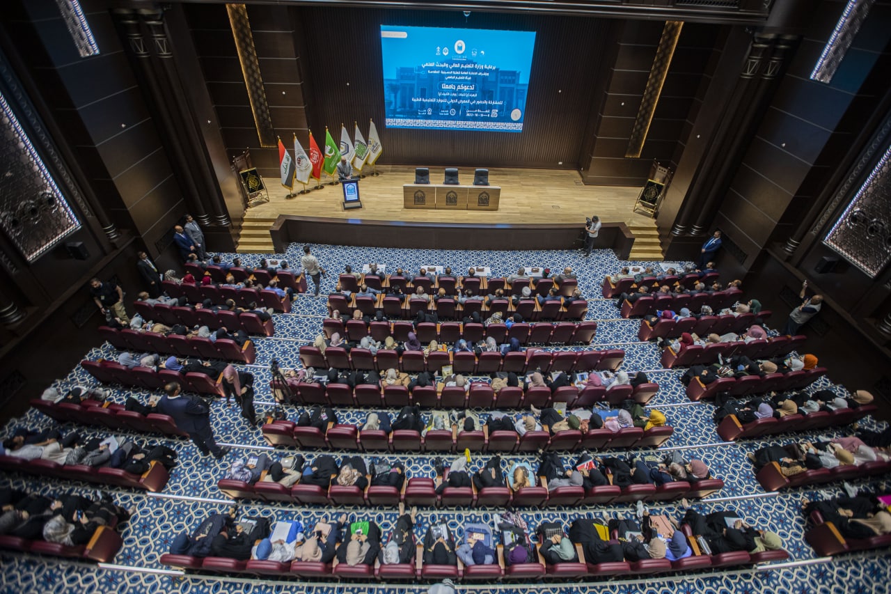 يعد الاول من نوعه في العراق.. العتبة الحسينية تفتتح المعرض الدولي للموارد التعليمية الطبية الحديثة (صور)