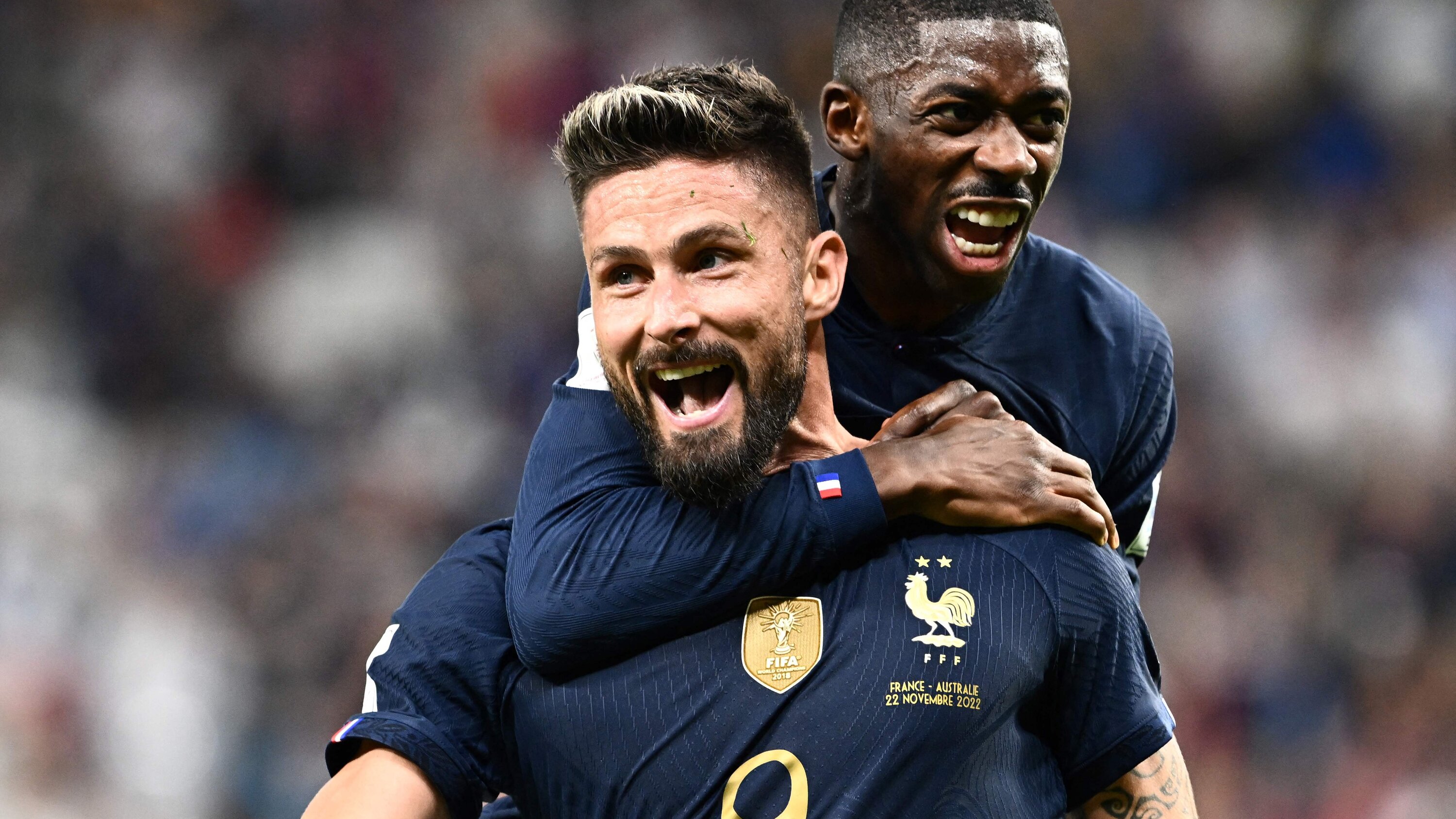 الديك الفرنسي يقسو على الكنغر الأسترالي في قطر