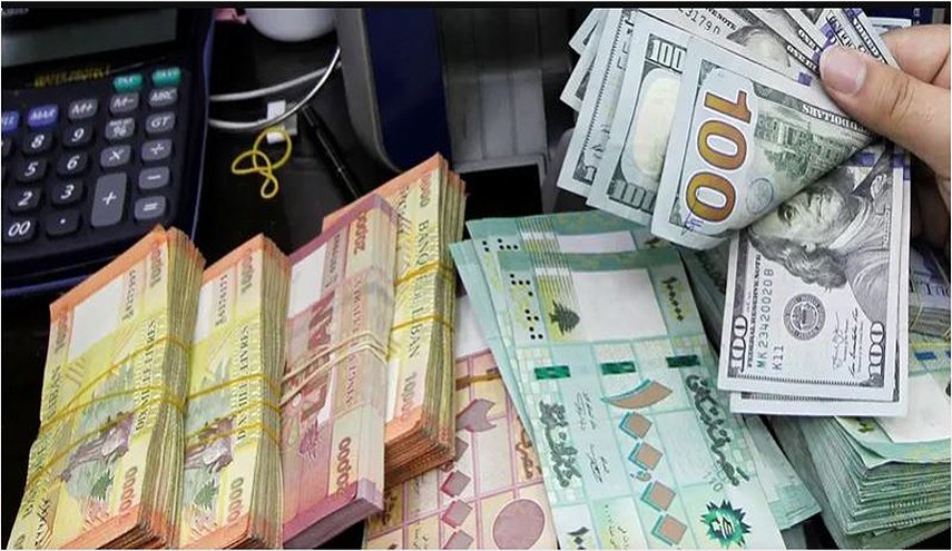 الدولار يصل ارتفاع "قياسي" في لبنان