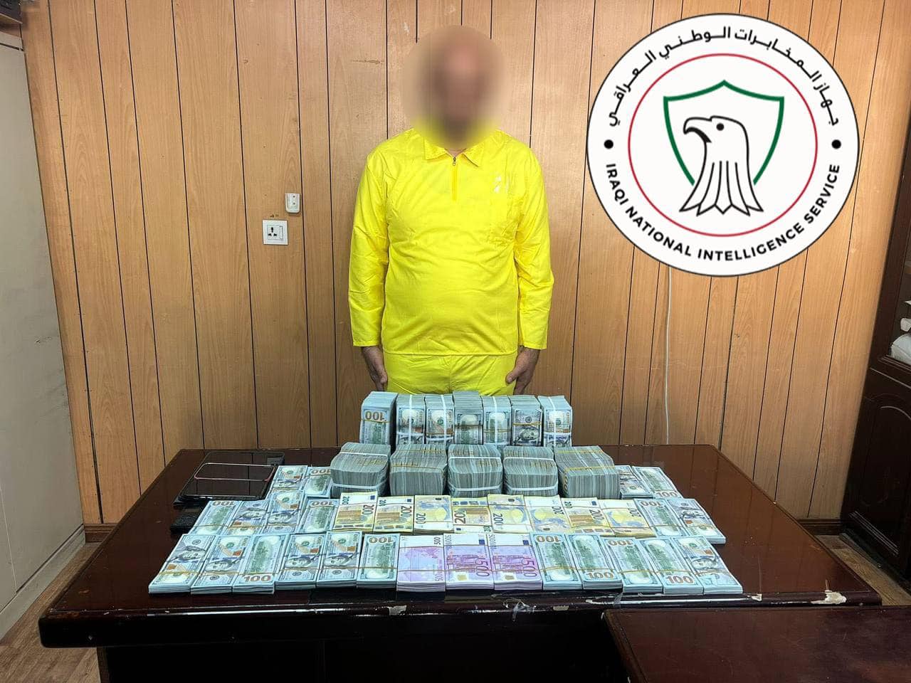 جهاز المخابرات العراقي يطيح بمهرب عملة أجنبية بحوزته أكثر من مليون دولار