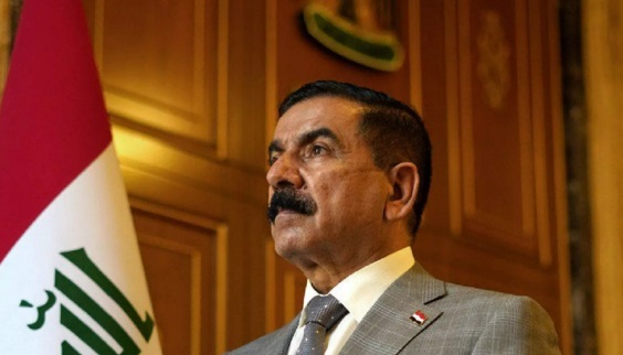 الحكومة العراقية تطلب من وزير الدفاع السابق التنازل عن قطع أراضي