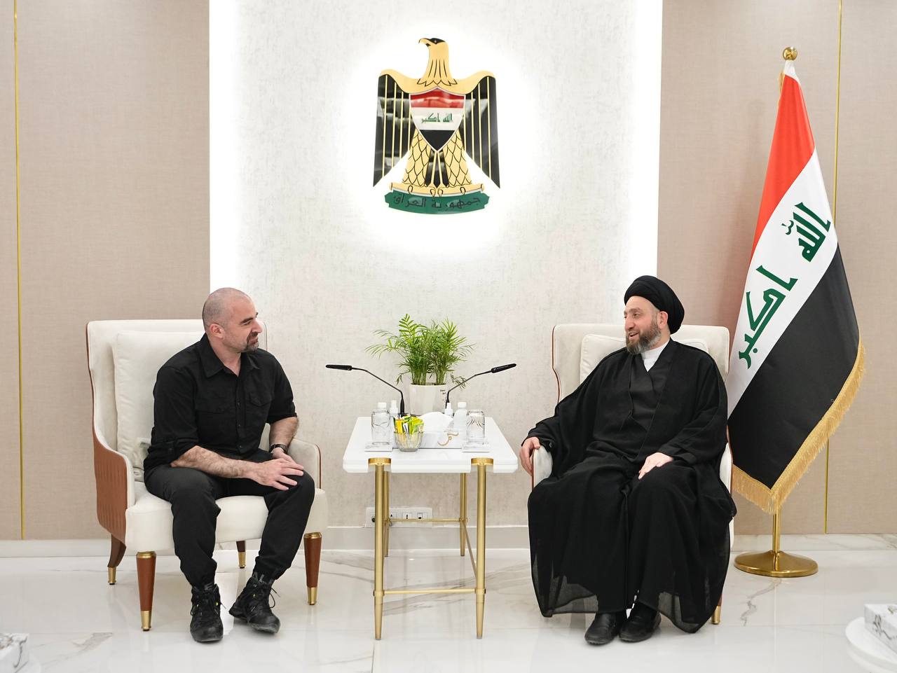 الحكيم يؤكد لطالباني أهمية التواصل بين القوى لحل الاشكالات العالقة