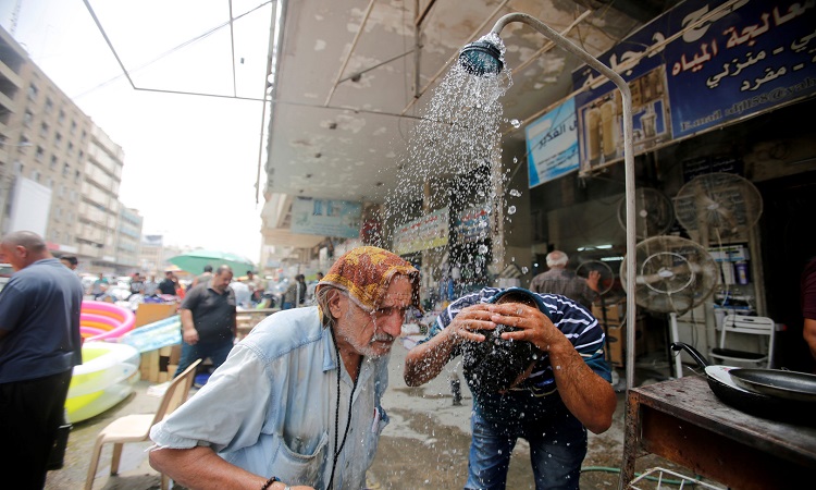 بعد تحذير "الحر القاتل".. الأطفال العراقيون الأكثر خطراً للتعرض للاحتباس الحراري
