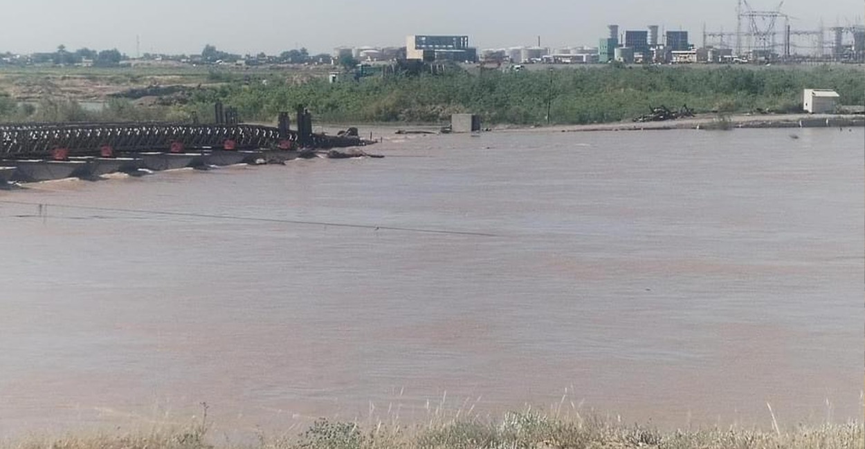 الأمطار والسيول تخرج جسر حيوي عن الخدمة في قضاء بيجي