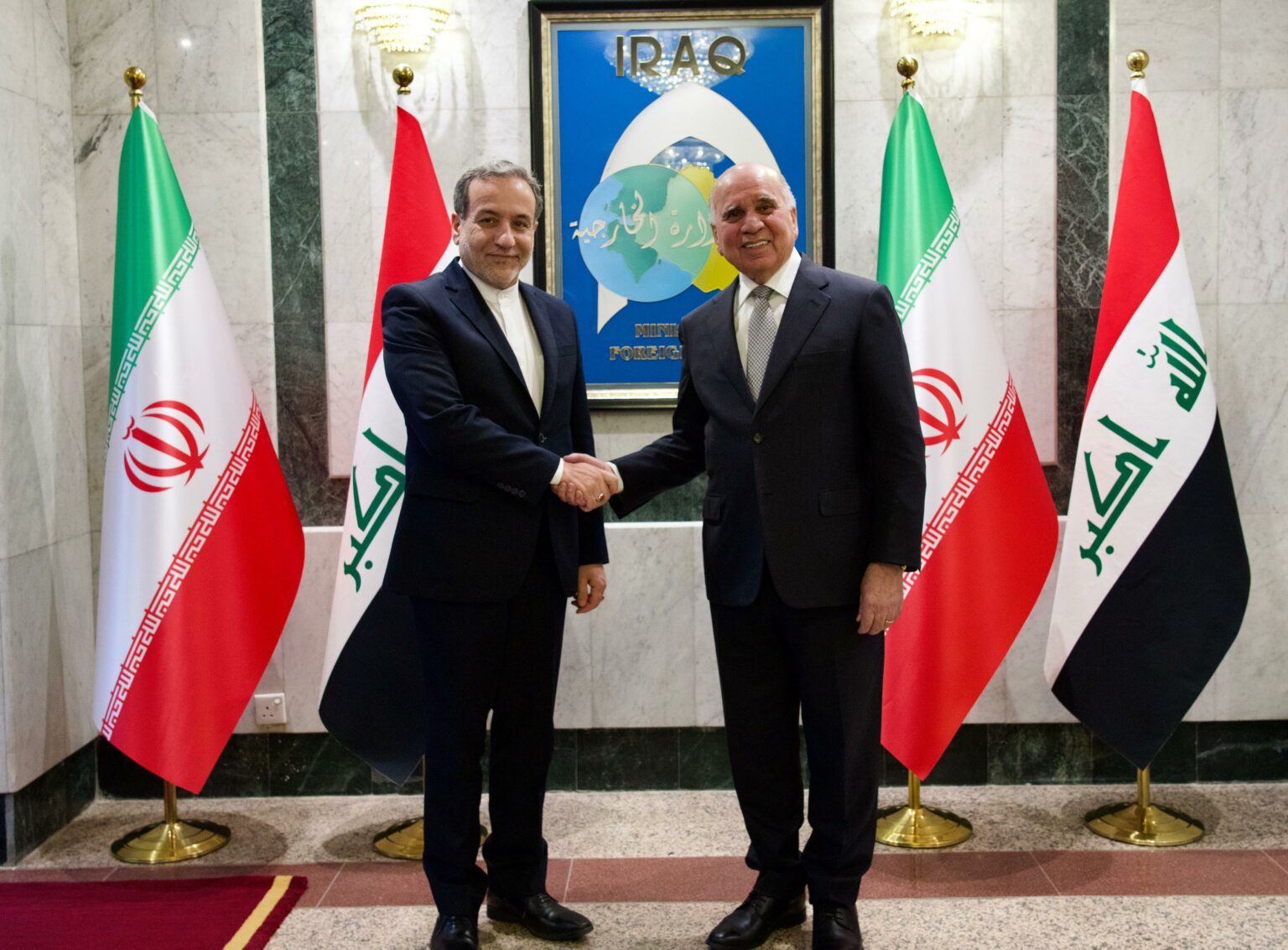 العراق: توسيع الحرب إلى إيران يهدد مصادر الطاقة ويخلق ازمة عالمية