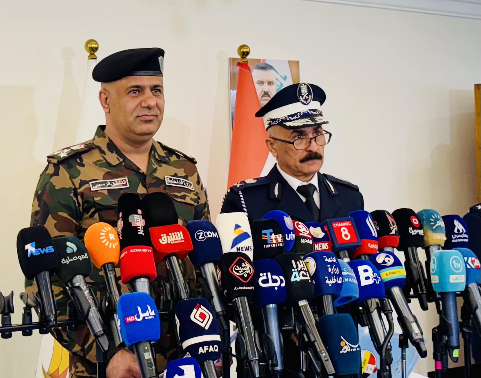 لإدانتهم بالفساد.. الداخلية تعلن طرد قرابة 2500 ضابط ومنتسب وتفكيك 600 شبكة مخدرات