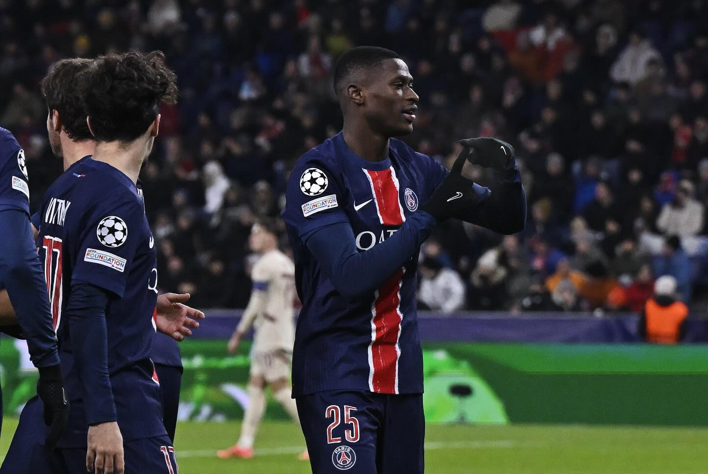 بهدايا حكيمي.. سان جيرمان يضرب سالزبورغ بثلاثية وينعش حظوظه في دوري الأبطال (فيديو)