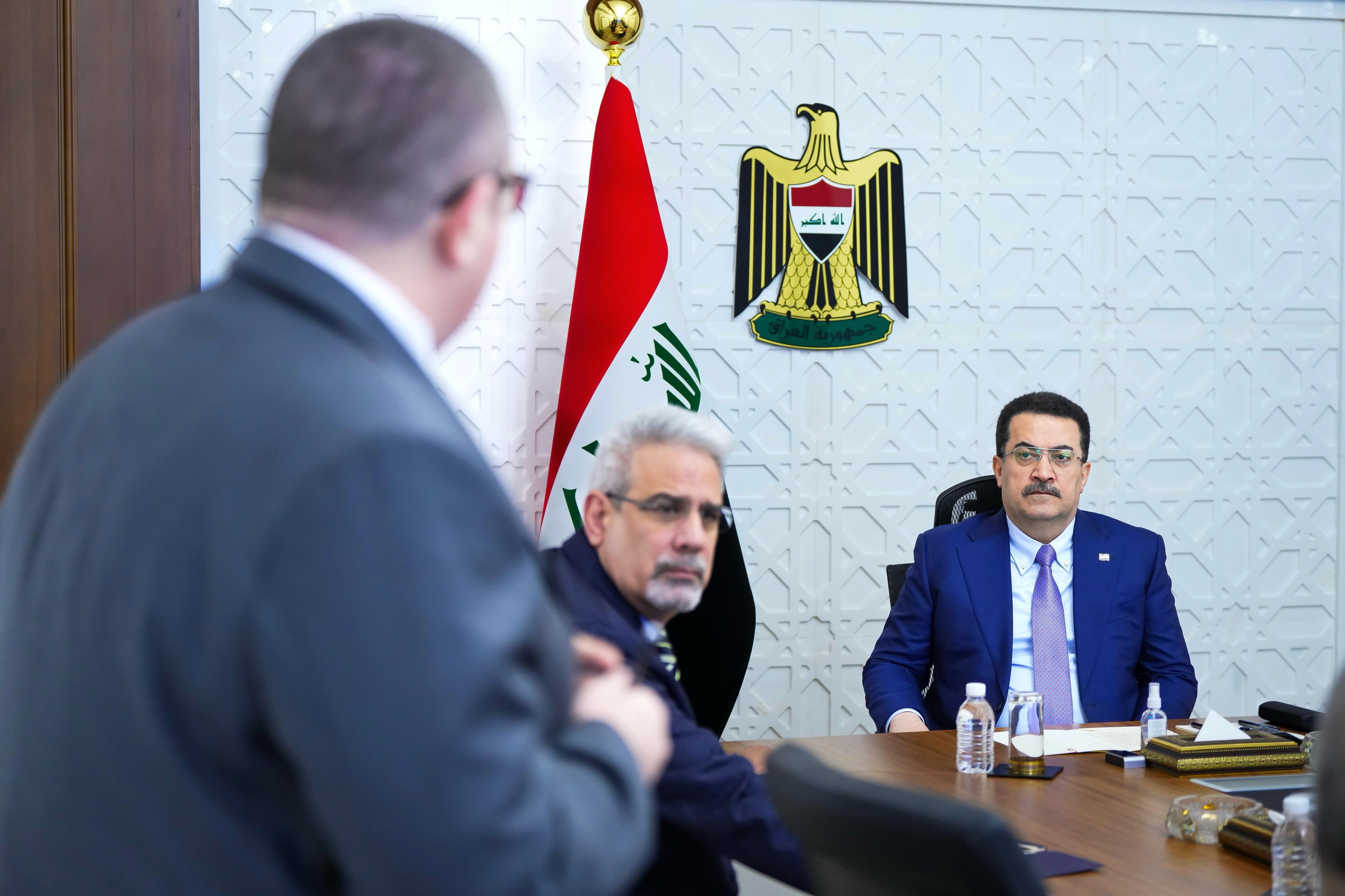 السوداني يبحث رفع الحظر عن "الطائر الأخضر" مع الاتحاد الدولي للنقل الجوي