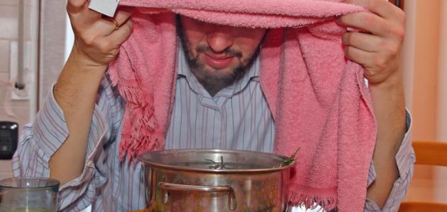 أطباء يكشفون ما إذا كان استنشاق البخار يفيد في علاج كورونا