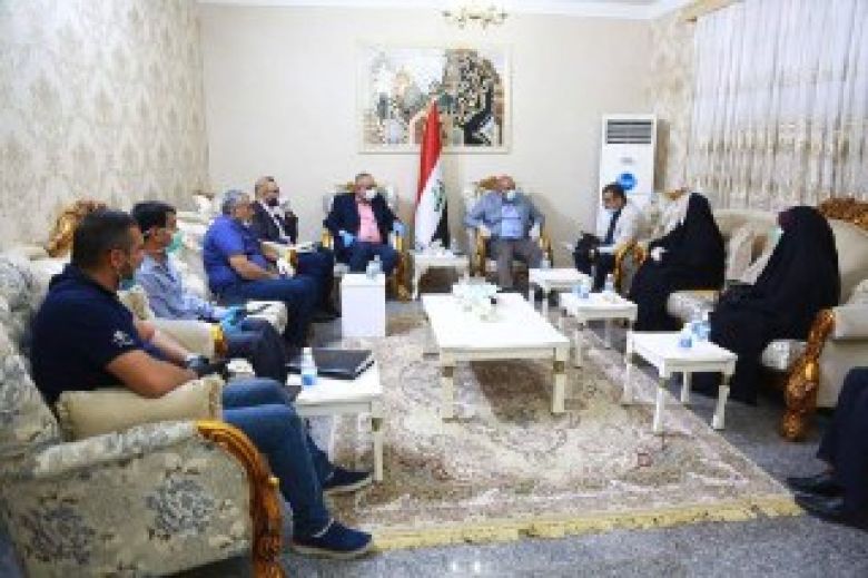 الموقع الرسمي :محافظ كربلاء يعمل على تفعيل منح شهداء التظاهرات وضحايا فايروس كورونا قطع اراض سكنية