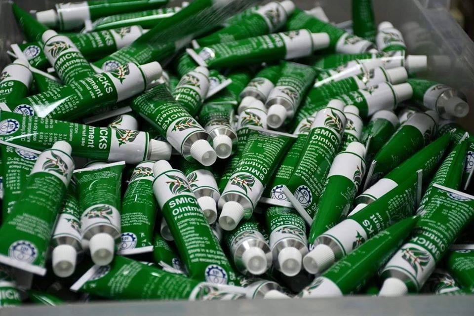 شركـة أدويـة سامـراء تعـاود إنتـاج مرهـم ( السمكـس ) بعـد توقـف دام أربـع أعـوام