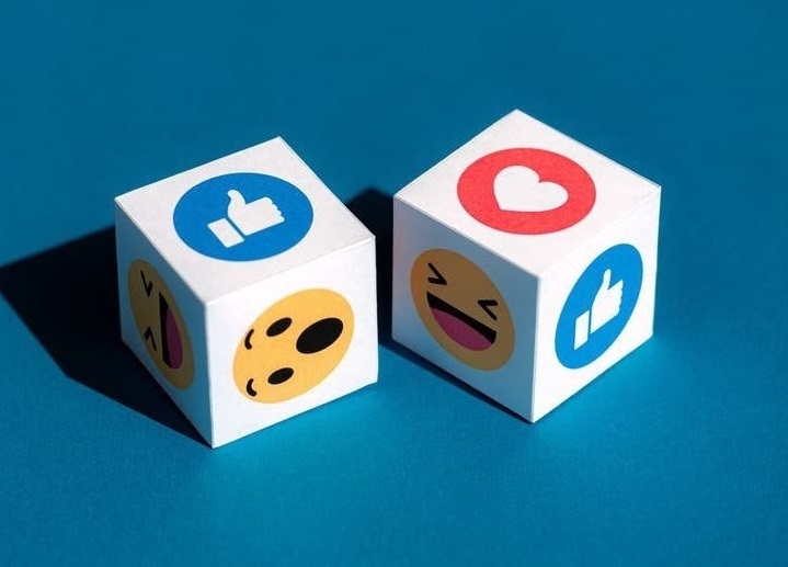 فيسبوك تقرر مد عمل موظفيها من المنزل حتى منتصف 2021