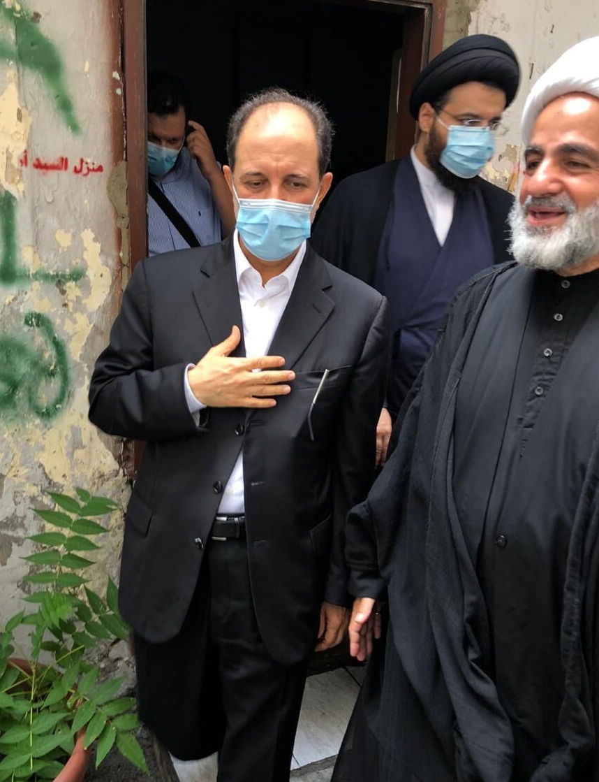 في ثالث حملة مساعدات انسانية :مكتب المرجع السيستاني يوزع مساعدات على متضرري انفجار بيروت