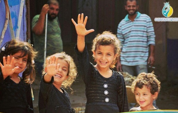 المرجع السيستاني يسلم اكثر من 5 مليار دينار الى اكثر من 63500 يتيم خلال كانون الاول الماضي في عموم العراق