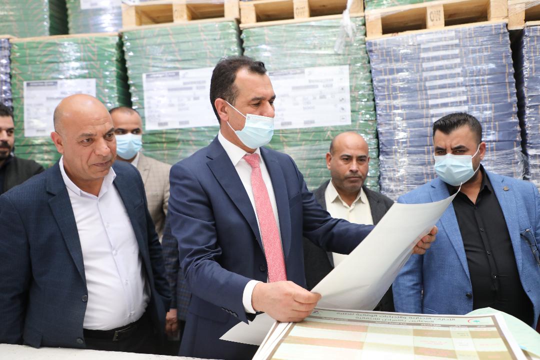 مسؤول بالصحة يوجه باستبدال الورق المستخدم في طباعة بيانات الولادات وشهادات الوفيات بورق من النوعية الجيدة