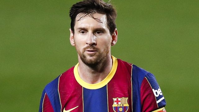 ميسي ينجو من عملية سطو استهدف الفندق المقيم فيه مع عائلته بباريس