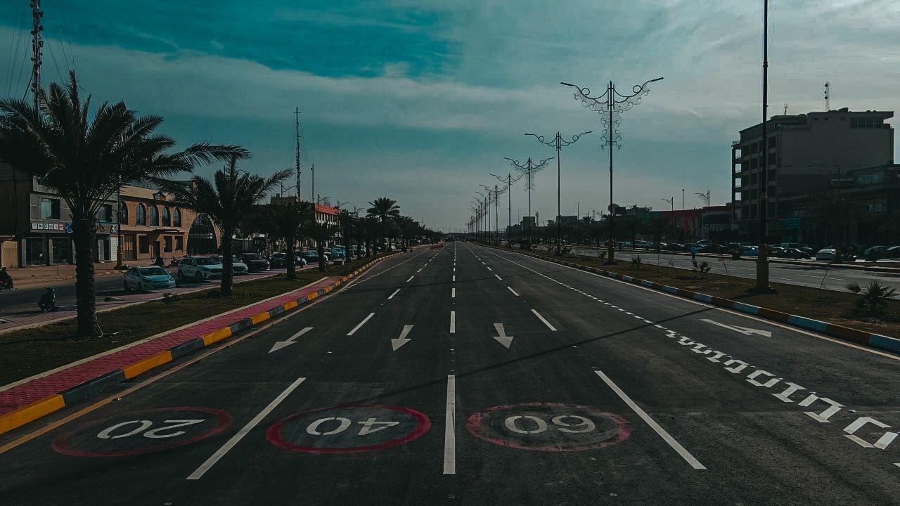 بحضور وزير التخطيط ..كربلاء تفتتح شارع حيوي وصفته الحكومة المحلية باجمل الشوارع ..مصور