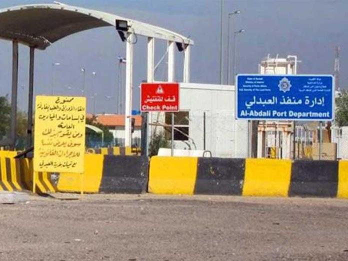 الكويت تعيد افتتاح المنفذ البري مع العراق