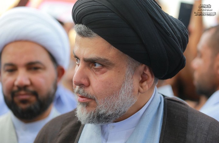 الصدر يغرد في عيد الجيش العراقي ويعد بتقويته