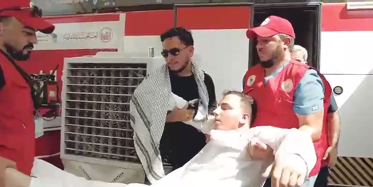 اجرى (9) عمليات جراحية :مستشفى الامام زين العابدين يعالج (400) زائر حسيني يوميا