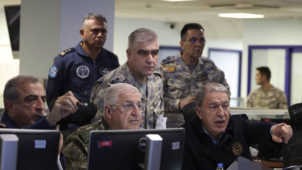 تركيا تقصف 500 هدف للأكراد في العراق وسوريا