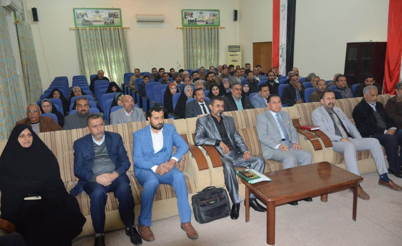 كربلاء : إقامة دورة تدريبية حول نحل العسل منتجاته وآفاته