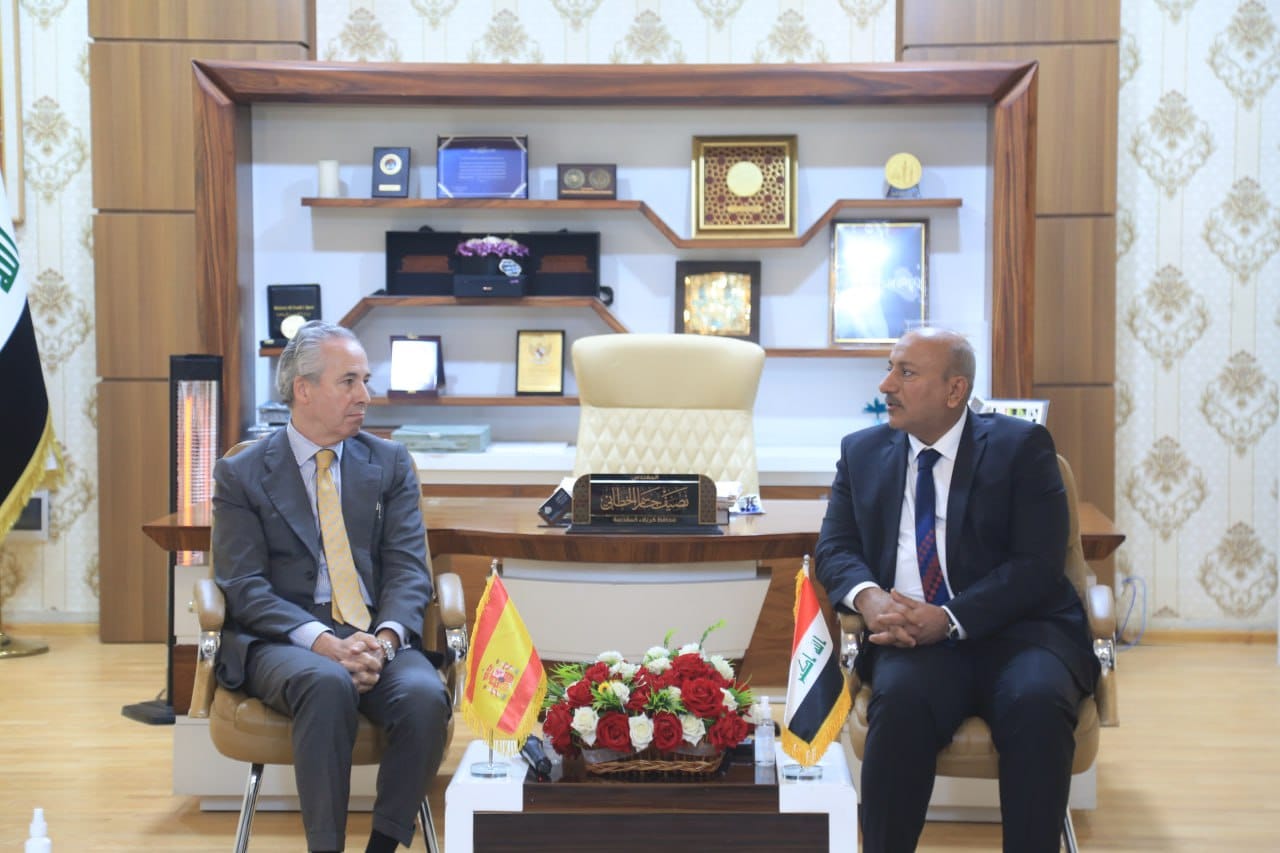 السفير الاسباني يزور كربلاء المقدسة