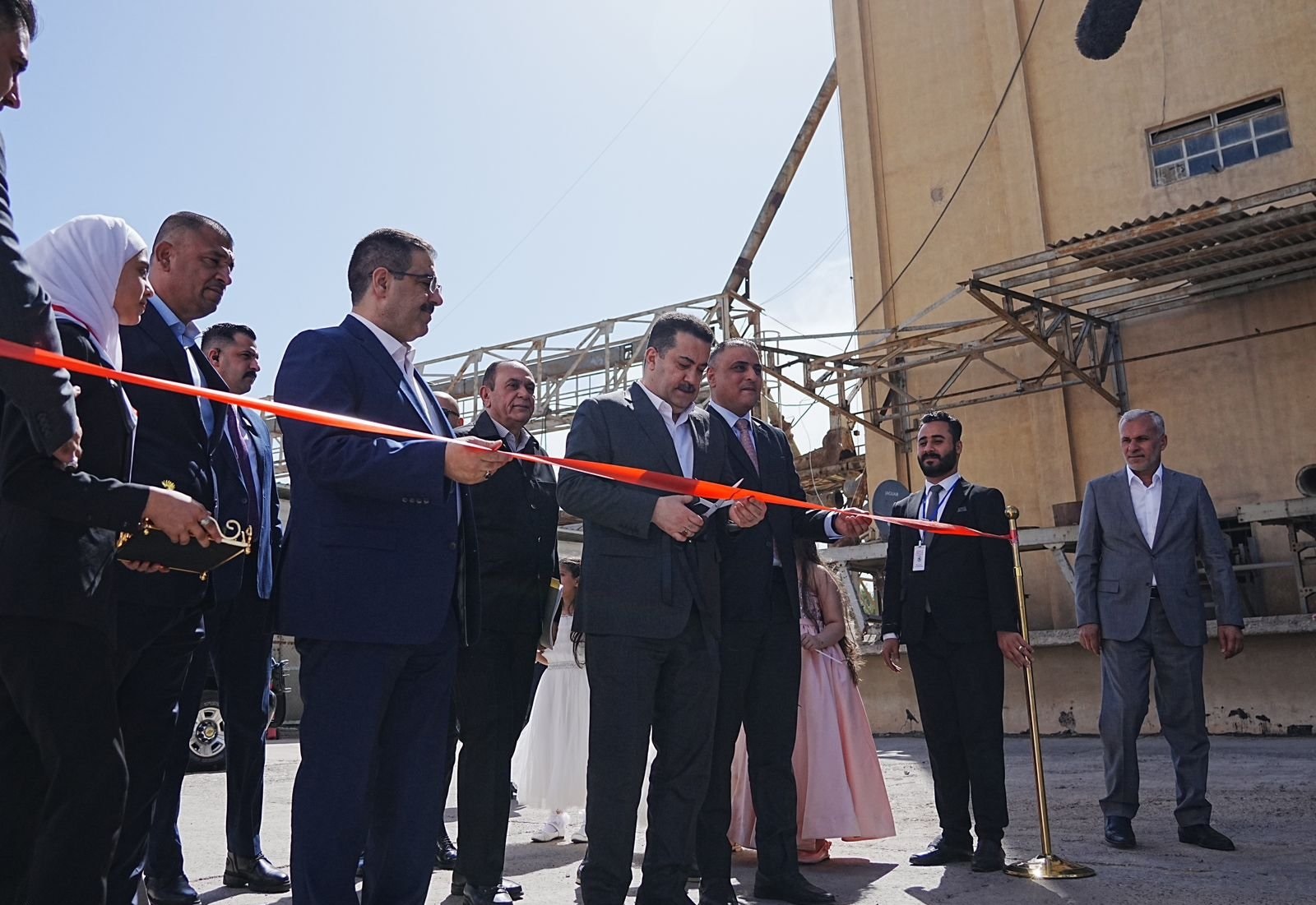 السوداني يعلن انطلاق موسم تسويق محصولي الحنطة والشعير في واسط