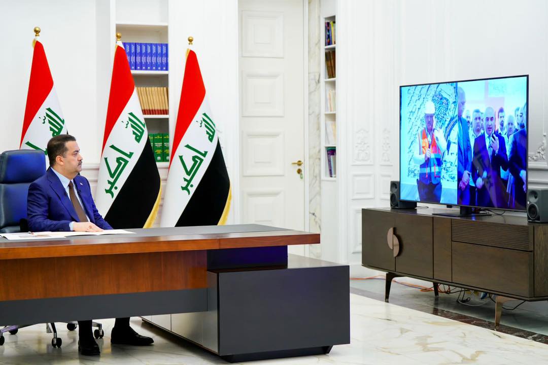 السوداني يطلق مشروعين من مشاريع فك الزحامات المرورية في منطقتي الدورة والكاظمية ببغداد