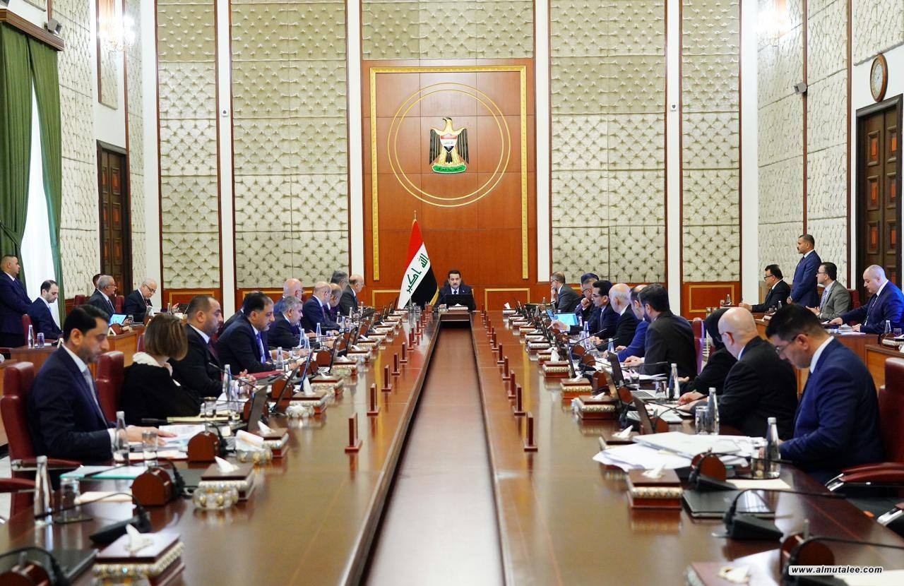 بينها إقالة مدراء عامين وتمويل انتخابات مجالس المحافظات ....تعرف على قرارات الحكومة العراقية