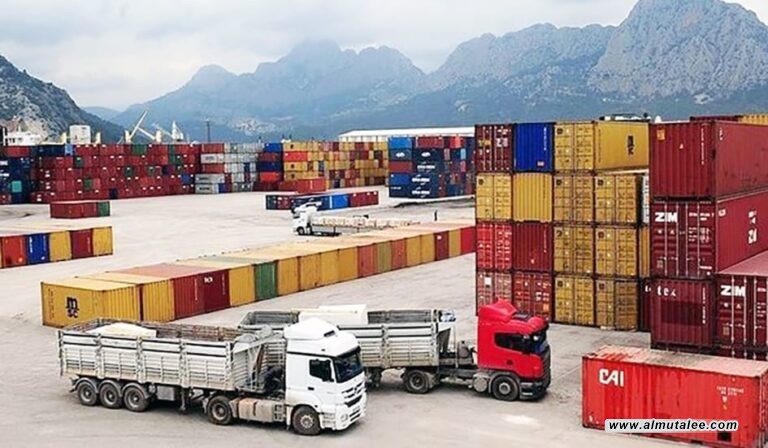 إيران تعلن تصدير 220 ألف طن من السلع إلى العراق خلال شهر