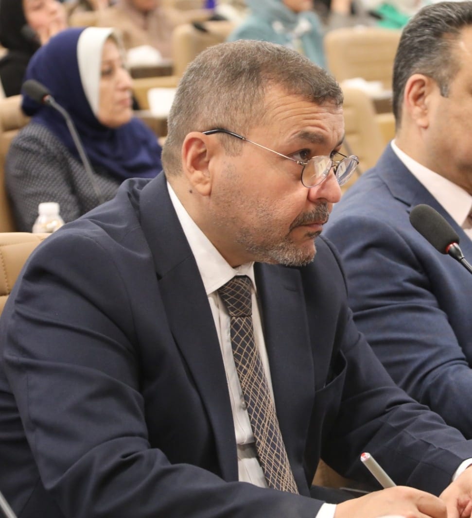 نائب عن كربلاء يحمل الحكومة وزعماء الكتل تاخير الموازنة ويكشف عن مناقلة بالاموال دون مراعاة المحافظات الفقيرة