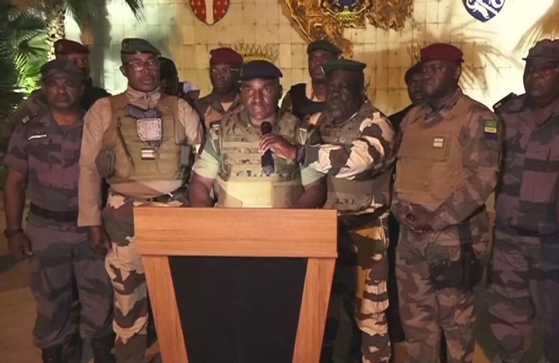 بعد النيجر .. انقلاب في الغابون