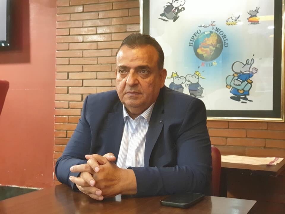 صحفي يتعرض للتهديد بالقتل ويطالب الجهات الأمنية توفير الحماية له ولأسرته