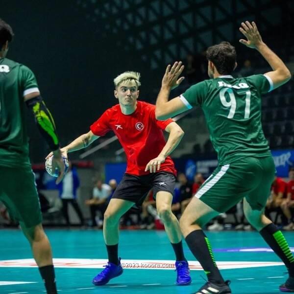 يد العراق تتعثر أمام تركيا في البطولة الرباعية