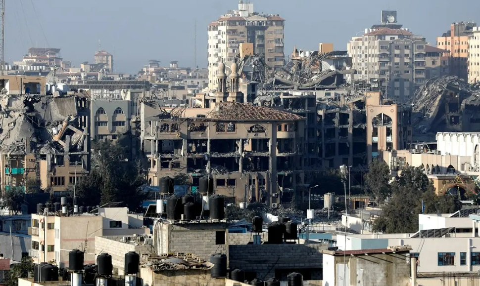 حرب شوارع بين الجيش الاسرائيلي والمقاومين الفلسطينين.. وقصف اسرائيلي يستهدف النازحين